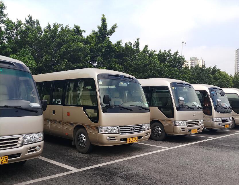 考斯特車隊(duì)